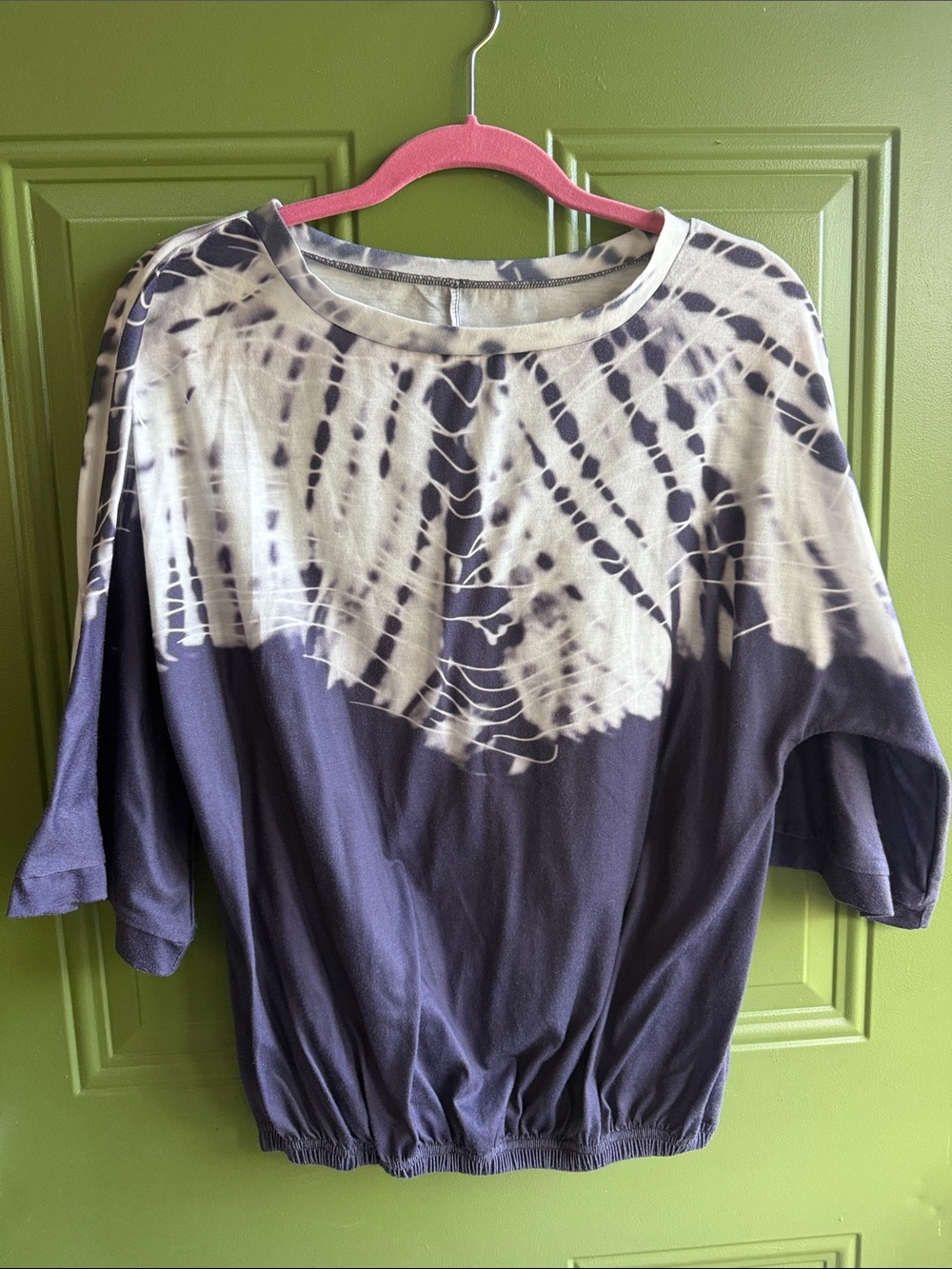 Women's Tie-Dye Pullover Top - White and Blue